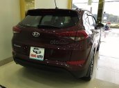 Bán xe Hyundai Tucson 2.0 AT sản xuất năm 2016, màu đỏ, xe nhập, giá tốt