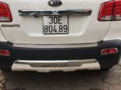 Cần bán gấp Kia Sorento 2.4 AT sản xuất năm 2014, màu trắng 