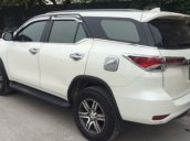 Cần bán gấp xe cũ Toyota Fortuner AT đời 2017, màu trắng