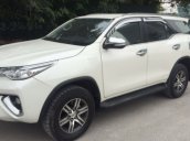 Cần bán gấp xe cũ Toyota Fortuner AT đời 2017, màu trắng