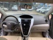 Cần bán gấp Toyota Vios E năm 2013, màu bạc như mới, giá 370tr