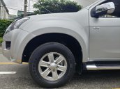 Cần bán Isuzu Dmax 2016 máy dầu, số sàn, xe màu bạc cực mới