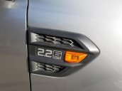 Bán Ford Ranger XLS model 2017, màu bạc, nhập khẩu, gắn thêm thùng còn mới toanh, giá 600tr