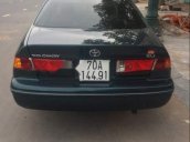 Cần bán lại xe Toyota Camry 2001, giá 270tr