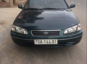 Cần bán lại xe Toyota Camry 2001, giá 270tr