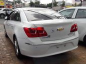 Bán xe Chevrolet Cruze LTZ năm 2017, màu trắng, giá chỉ 580 triệu