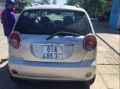 Bán Chevrolet Spark đời 2010, màu bạc 