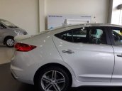 Bán ô tô Hyundai Elantra sản xuất năm 2018, 734 triệu