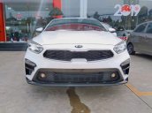 Cần bán xe Kia Cerato 2019, màu trắng, giá chỉ 559 triệu