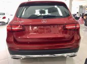 Bán xe Mercedes GLC200 mới màu đỏ, nội thất đen ở Phan Rang, Ninh Thuận, giao ngay tận nơi