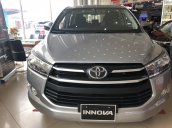 Toyota Hùng Vương bán xe Innova E sản xuất 2019, màu bạc, giá 746 triệu