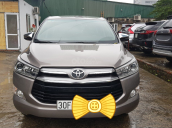 Cần bán xe Toyota Innova năm 2018 màu nâu, giá tốt