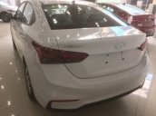 Cần bán Hyundai Accent Base năm 2018, màu trắng, 445 triệu