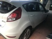 Bán xe Ford Fiesta đời 2016, màu trắng chính chủ, giá chỉ 520 triệu