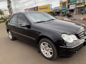 Bán Mercedes đời 2005, màu đen, xe máy gầm ngon