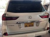 Cần bán xe Lexus LX 570 năm 2016, màu trắng, nhập khẩu nguyên chiếc