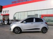 Cần bán lại xe Hyundai Grand i10 1.2AT năm sản xuất 2017, màu bạc