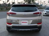 Cần bán gấp Hyundai Tucson 2.0AT sản xuất năm 2017, tình trạng hoàn hảo