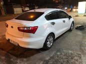 Cần bán xe Kia Rio 2017, màu trắng, xe nhập, giá tốt