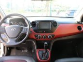 Cần bán lại xe Hyundai Grand i10 1.2AT năm sản xuất 2017, màu bạc