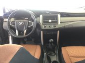 Bán xe Toyota Innova số sàn, giá đang tốt + BHVC