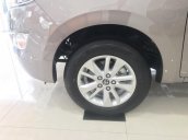 Bán xe Toyota Innova số sàn, giá đang tốt + BHVC