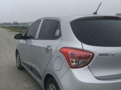 Cần bán Hyundai Grand i10 đời 2014, màu bạc, nhập khẩu nguyên chiếc, giá tốt