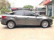 Bán Ford Focus đời 2016, màu xám, nhập khẩu, giá 680tr