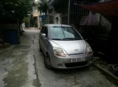 Cần bán xe Chevrolet Spark MT đời 2009, màu bạc xe gia đình đang sử dụng chạy đường dài