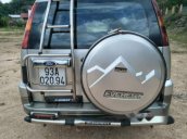 Cần bán gấp Ford Everest MT 2005, xe đẹp