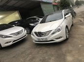 Bán Hyundai Sonata model 2011, màu trắng, nhập khẩu, giá tốt