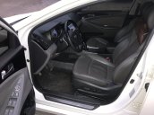 Bán Hyundai Sonata model 2011, màu trắng, nhập khẩu, giá tốt