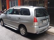 Cần bán lại xe Toyota Innova 2.0V năm sản xuất 2009, màu bạc