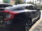 Cần bán lại xe Honda Civic 1.5L Tubor năm sản xuất 2017, màu đen, nhập khẩu nguyên chiếc