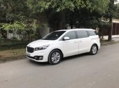 Cần bán xe Kia Sedona đời 2016, màu trắng, xe gia đình