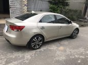 Bán xe Kia Forte đời 2012 số sàn, xe gia đình đi lại nên giữ gìn, ít tốn xăng