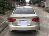 Bán xe Kia Forte đời 2012 số sàn, xe gia đình đi lại nên giữ gìn, ít tốn xăng