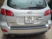 Cần bán gấp Hyundai Santa Fe đời 2008, màu bạc, xe gia đình 