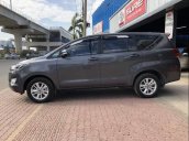 Bán Toyota Innova năm sản xuất 2017, xe gia đình