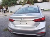 Cần bán xe Hyundai Accent năm sản xuất 2019, màu bạc