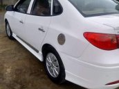 Bán Hyundai Avante sản xuất 2011, màu trắng, xe nhập