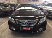 Cần bán gấp Toyota Camry 2.0 E sản xuất 2012, màu đen