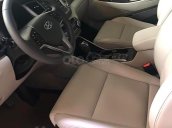 Bán Hyundai Tucson 2.0 ATH đời 2017, màu đen như mới, 835 triệu