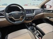 Bán Hyundai Accent 2018, màu đỏ  