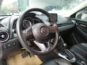 Cần bán Mazda 2 sản xuất năm 2016, màu trắng