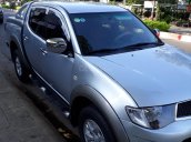 Bán Mitsubishi Triton GLS đời 2010, màu bạc, xe nhập xe gia đình