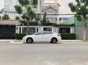 Hyundai Elantra 1.6 MT GLS sản xuất 2017, màu trắng, trả trước 185tr nhận xe