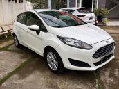 Cần bán Ford Fiesta sản xuất 2014, màu trắng