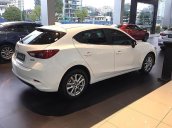 Bán ô tô Mazda 3 1.5 AT năm 2018, màu trắng