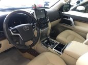 Bán Toyota Land Cruiser VX màu đen 2016, đăng ký tên công ty. LH: Mr Đình 0904927272